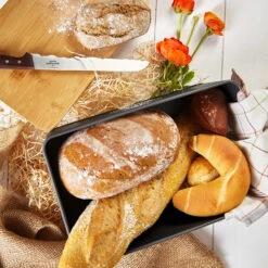 Stigby 2-in-1 Brotkasten Mit Schneidebrett Metallblech Bambus -Küchengeräte 10038084 yy 0005 logo